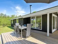 "Aldina" - 1.6km from the Sea Hotels in Laeso