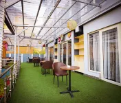 Hotel the Montreal Near by Dal Lake Hotels in Nishat