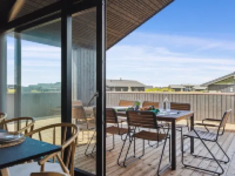 "Anemette" - 800m from the Sea