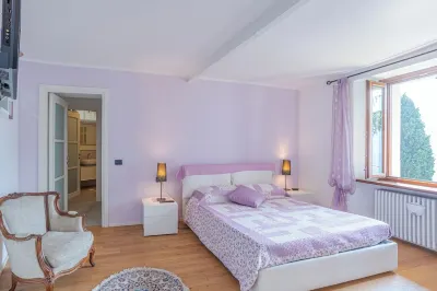Casa Valleggia Hotels near Villa Passalacqua