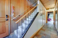 1 Mi to Lake Tahoe Condo with Deck in Kings Beach!