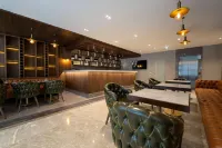 Days Inn by Wyndham Istanbul Bomonti - Bar