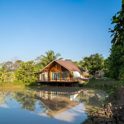 Nadedow Resort Hotels near Aphoe Wang Nam Khiao