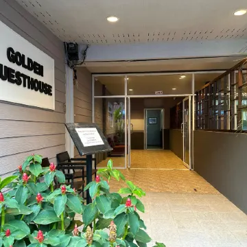 Golden Guesthouse by the Beach Cha Am