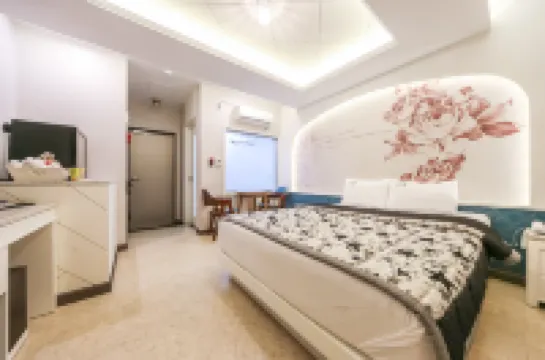 Seven Palgongsan Bombom