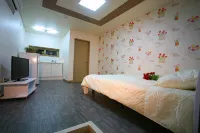 Yangsan Ma Maison Pension - Pools