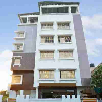 Treebo Hotel A1 Hotel Exterior