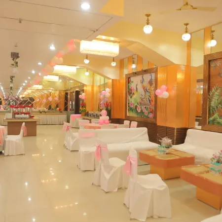 Hotel Maiden Residency