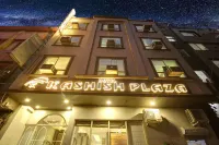 Hotel Kashish Plaza Hotels near Jama Masjid Ahlesunnat