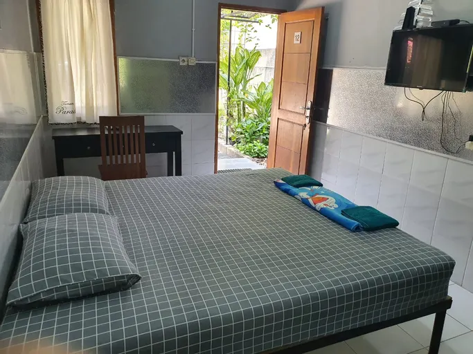 Taman Paradise Homestay - スラバヤ
