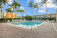 Four Points by Sheraton Punta Gorda Harborside - Beach