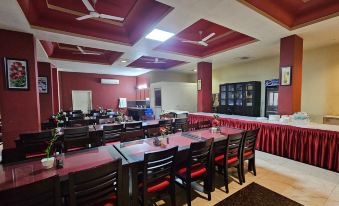 Hotel Shikhar & Restaurant