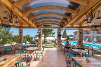 Windmill Hotel