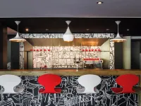 Ibis Nantes Centre Gare Sud