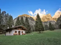 Baita Valon Alpine Hideaway