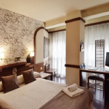 Hotel Maria Luisa Hotels near Burgos Cathedral