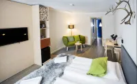 Camp Ripan Hotels in 