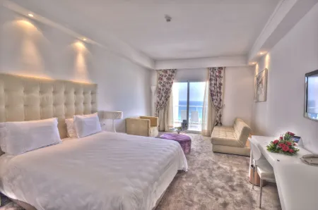 Hotel Farah Tanger Отели в г. Провенс де Фа-Анжра