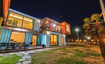 Goseong Bluebeach Pension&Glamping