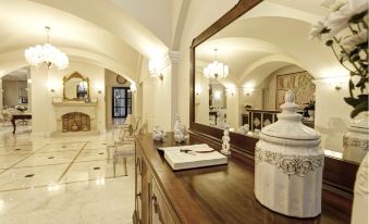Ionia Suites