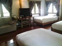 Chiangkham Luang Resort Hotels in Chiang Dao
