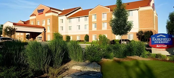 Fairfield Inn & Suites Wausau Hotels in Marathon County