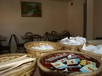 Econo Lodge Hotels in Montreal