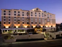 Cumberland House Knoxville Tapestry Collection by Hilton Hotels near Zoo Knoxville
