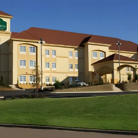 La Quinta Inn & Suites by Wyndham Vicksburg