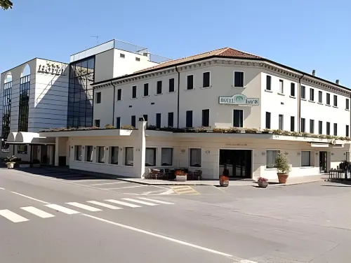 Hotel Forte del 48 Hotels in Musile di Piave