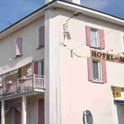 Hôtel du Midi Hotel Exterior