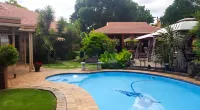 Aark Guest Lodge - Pools