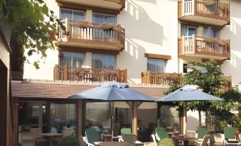 Le Trophée Boutique Hôtel Spa- la Loggia Appart'hôtel
