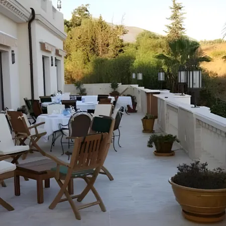 Hotel Villarocamar