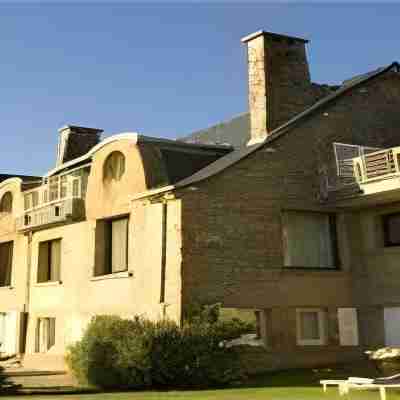 Manoir de Lan Kerellec Hotel Exterior