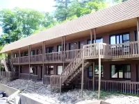 Birch Knoll Motel