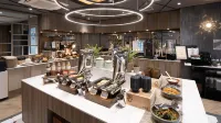 Super Hotel Saitama Honjo Natural Hot Spring - bars