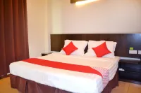 Hotel O Bei King Отели в г. Ситиаван