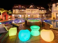 The Pool Resort Villa Ichigoichie Hotels in Онна