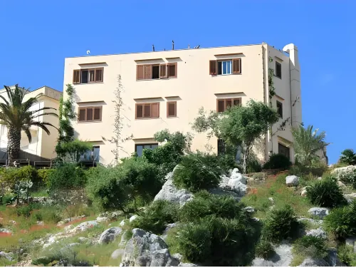 Hotel Ristorante Torre Bennistra Hotels in Scopello
