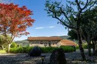Stone House Casa Das Pedras Hotels near Parque de Lazer de Castelinho