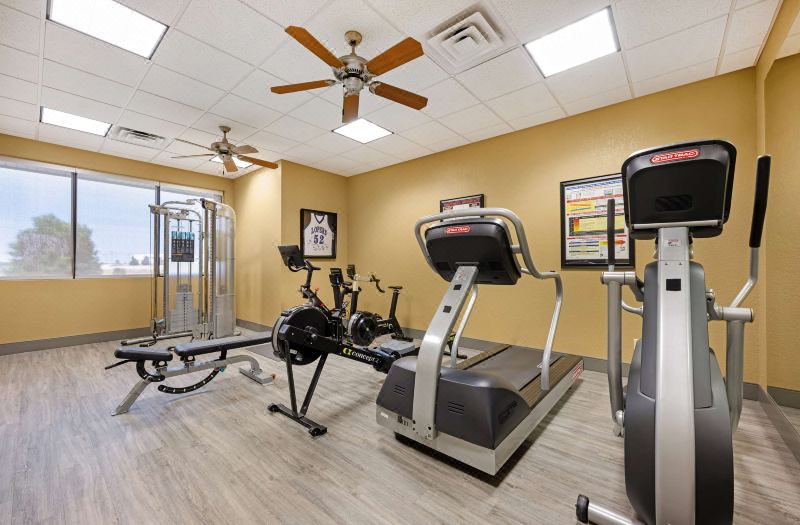 Best Western Plus Mid Nebraska Inn Suites photo 3