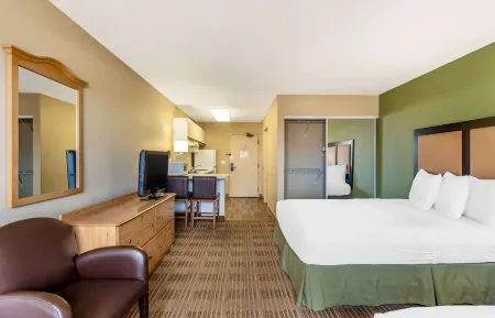 Extended Stay America Select Suites - Chicago - Naperville - East Отели рядом с достопримечательностью «Нейпер Сетлемент»