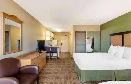 Extended Stay America Select Suites - Chicago - Naperville - East