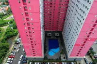 Affordable Price 2Br Green Pramuka City Apartment فنادق في 