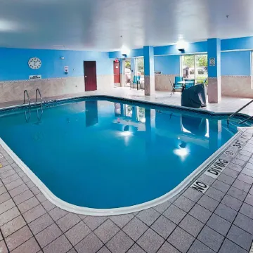 Comfort Inn & Suites Liverpool - Syracuse