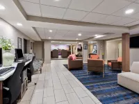 La Quinta Inn & Suites by Wyndham Goodlettsville - Nashville グッドレッツヴィルのホテル