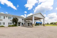 Americas Best Value Inn Tahquamenon Country Hotels in Pentland Township