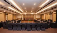 Grand Palace Hotel Hotels in Wajo