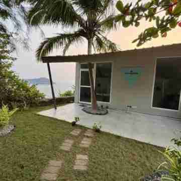 Cintacor Island Resort Hotel Exterior